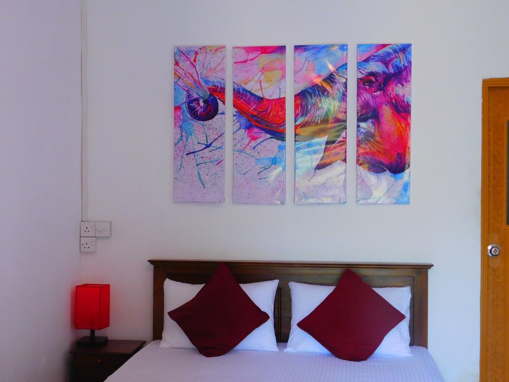كاندي Mount Mirror Resort المظهر الخارجي الصورة